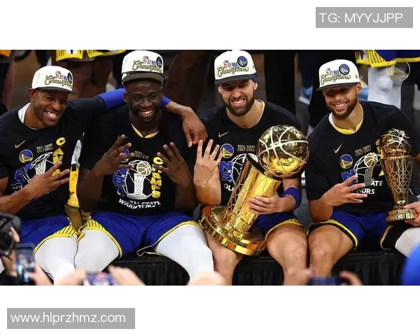 库里连续5场比赛砍下30+,成为勇士夺冠最大保障 库里连续5场比赛砍下30+,成为勇士夺冠最大保障